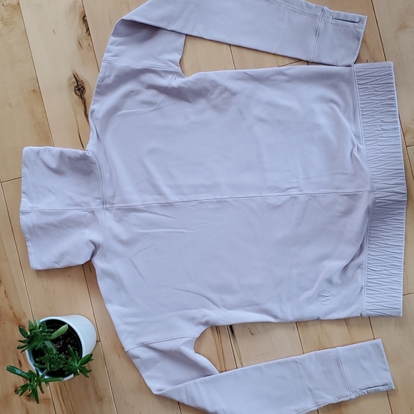 Lululemon pullover - Picture 5 of 7